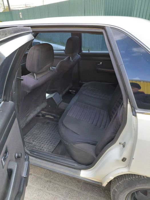 Продам ауді 100