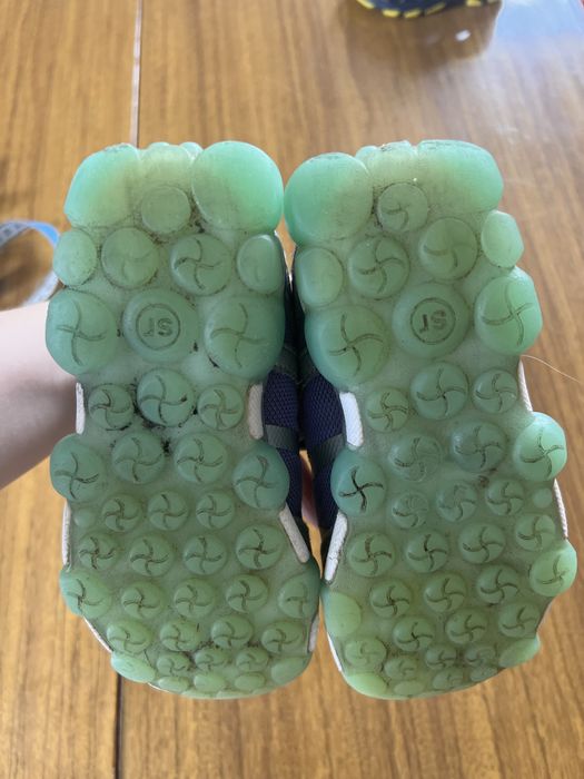 Кроссівки 25 розмір