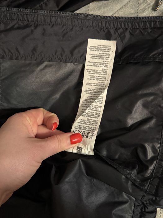 Легенька вітровка Puma