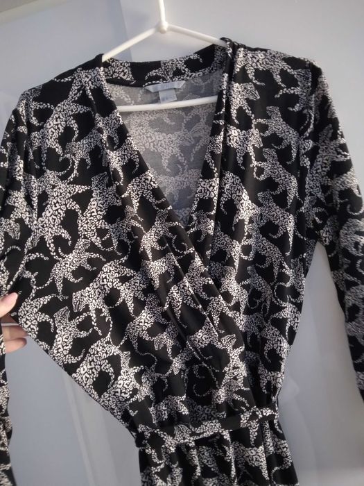 Sukienka midi 38 M czarna kopertowa H&M elegancka jesienna wzorzysta