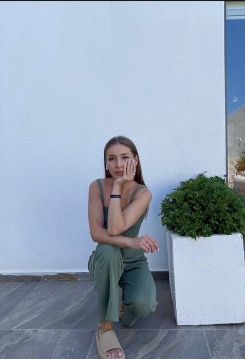 Костюм літній оливкового кольору two hearts store