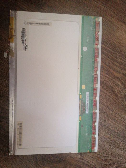 Матрица 14.1 N141I1-L03 1CCFL (Глянцевая, 1280*800, 30pin справа)