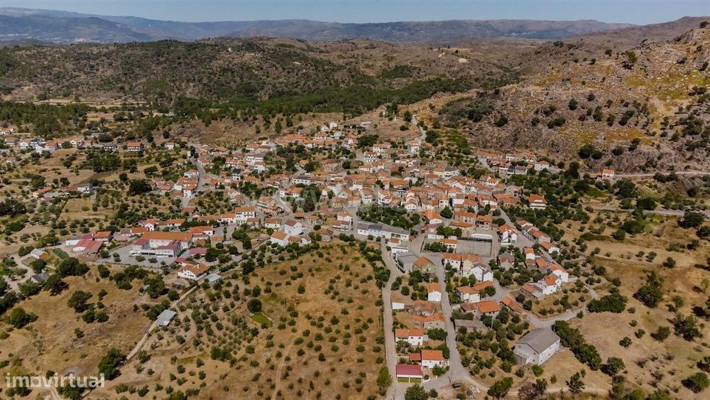 Moradia Geminada T1 / Sabugal, Bendada