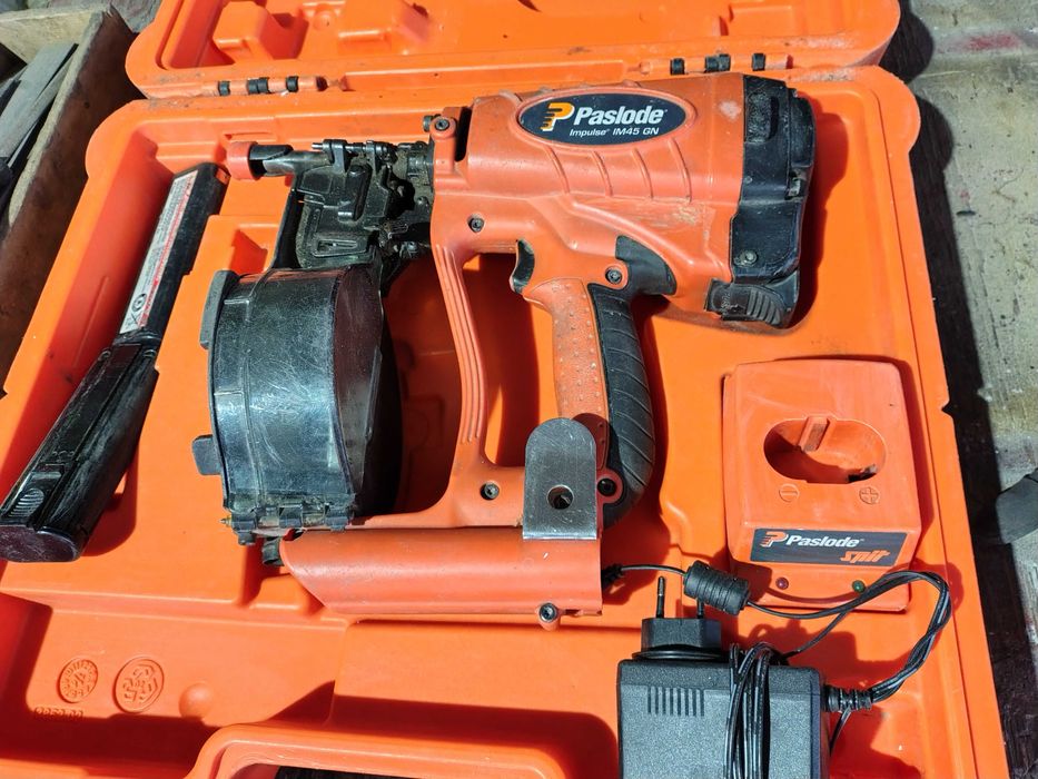 PASLODE IM45 GN  Zestaw w walizce