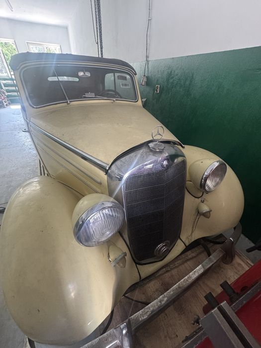 Mercedes-Benz 280
