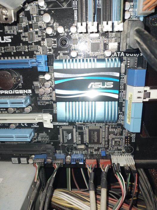 Продається системний блок в доброму стані все працює