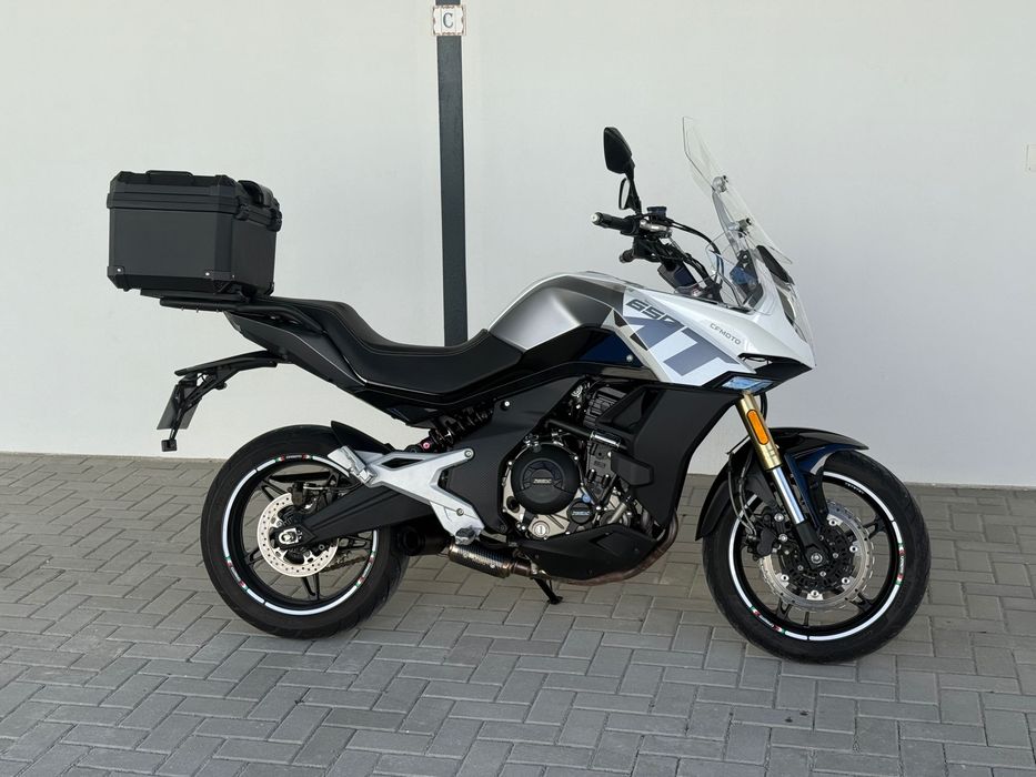 CFMOTO MT650 - 2023