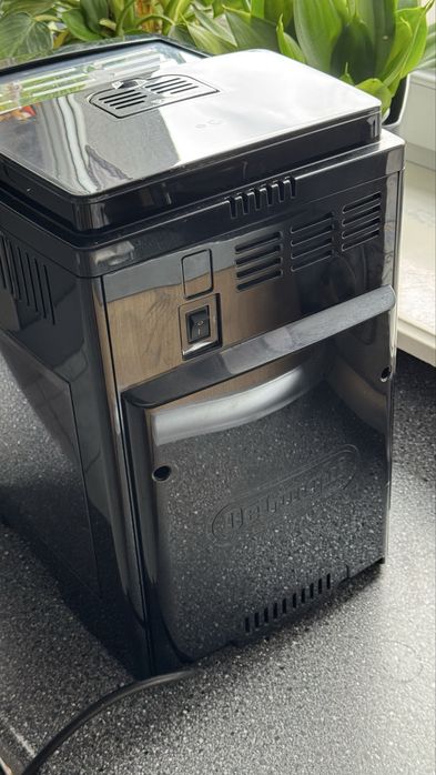 Ekspres do kawy DeLonghi ECAM 23.120.B