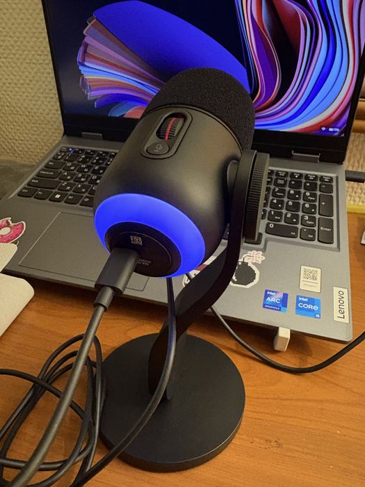 Микрофон для компьютера проводной Logitech G Yeti GX