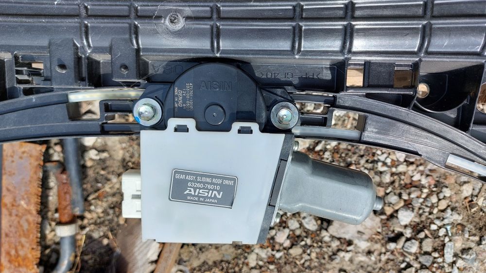 Lexus CT200H люк крыши Лексус ст200 запчасти