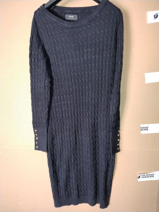 Dzianiomowa sukienka Ochnik