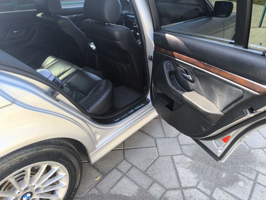 BMW E39,3л дизель автомат 2003