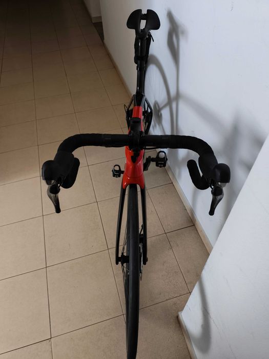 Bicicleta Trek Emonda SL 6 PRO Disc n° 50 como nova , com pedais look keo em carbono e kit de lanternas da bontrager