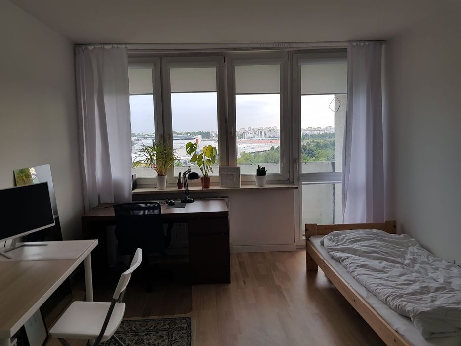 Duży pokój 16m2 na Woli z balkonem
