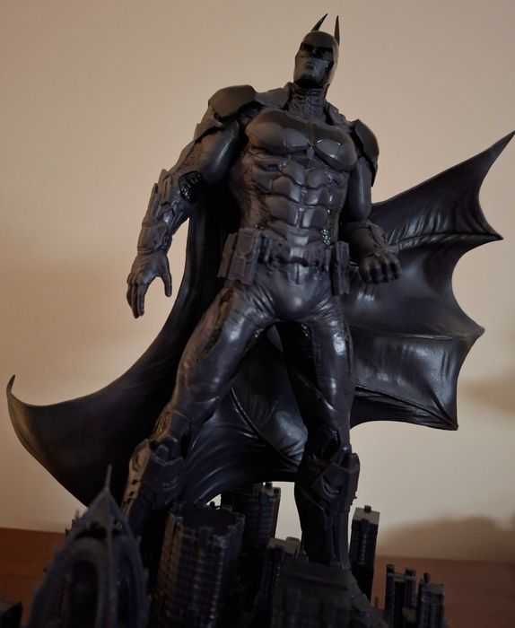Estatueta Batman Arkham Knight