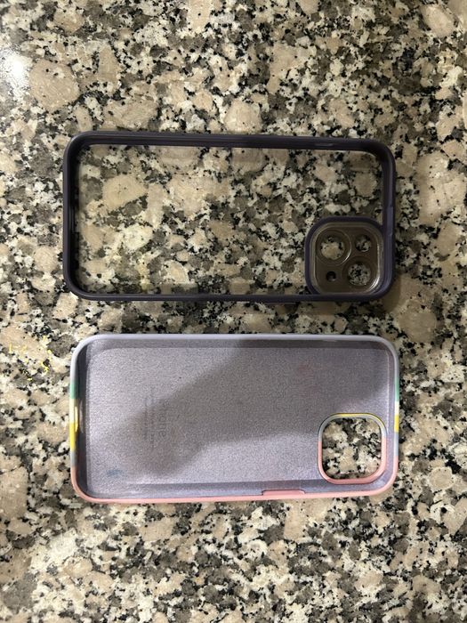 Чохли на айфон 13