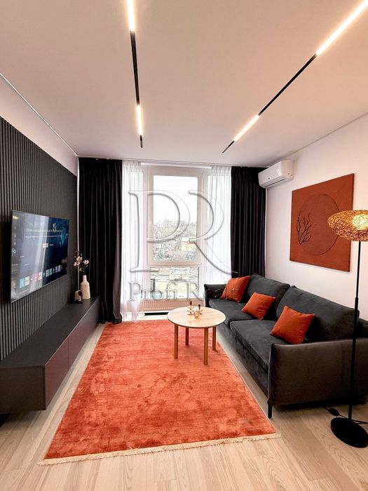 Оренда 1 к. кв., 52 м2. ЖК City Hub, метро Вокзальна 5 хвилин пішки