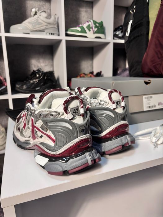 Кроссовки Balenciaga Runner Dark Red/White