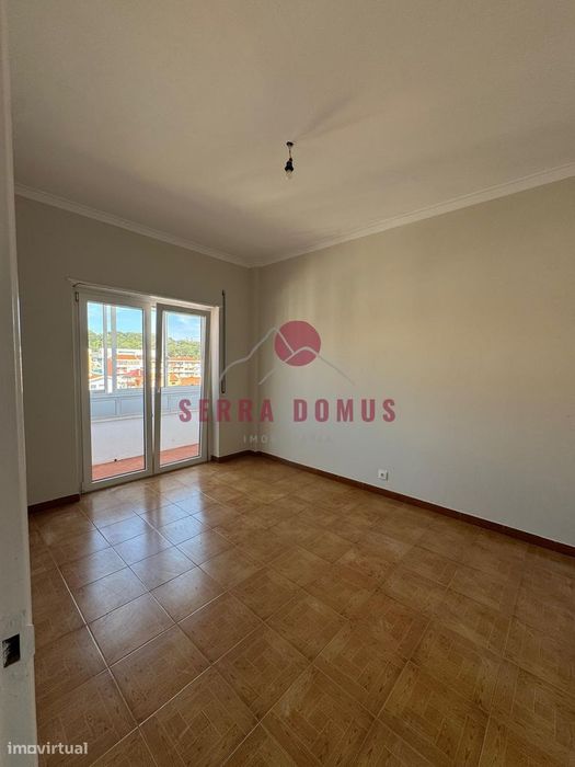Apartamento T3 - Rua Abade Faria, Mercês