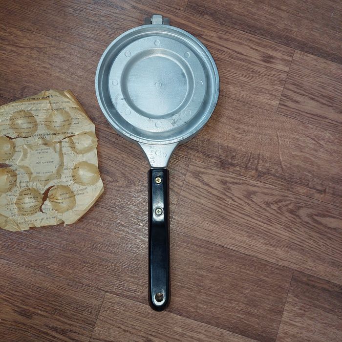 Форма СССР новая  для выпечки орешков печенья со сгущёнкой орешница