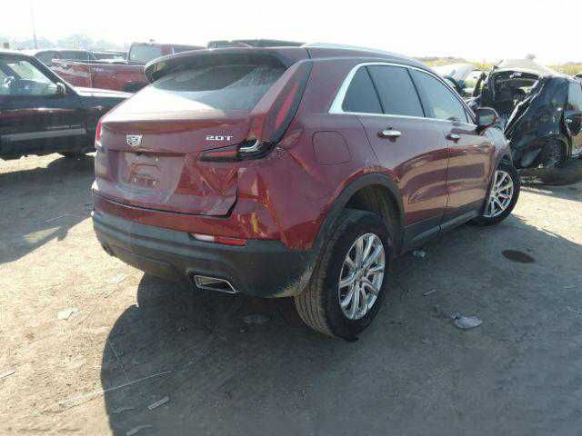 Заднее стекло Cadillac xt4