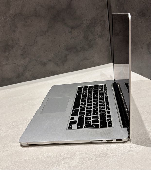 Ноутбук MacBook A1398 15" на відновлення! N3255