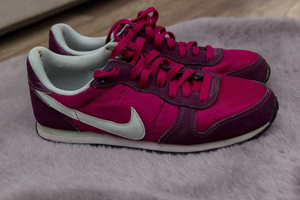 NIKE różowe buty sportowe rozmiar 40