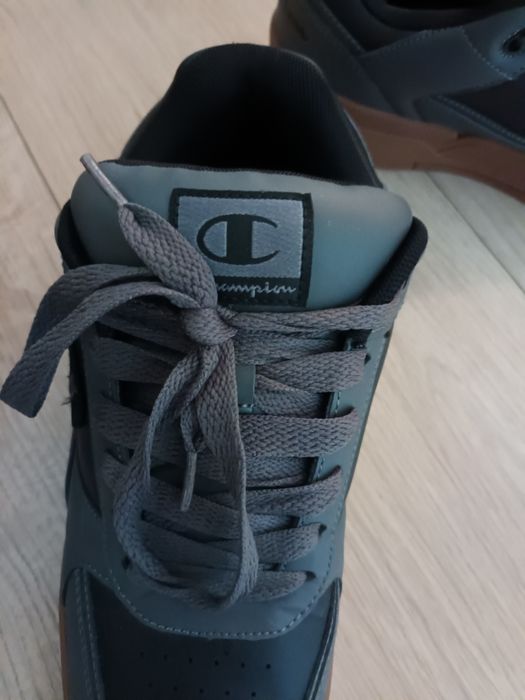 Buty chlopiece nowe rozmiar 42