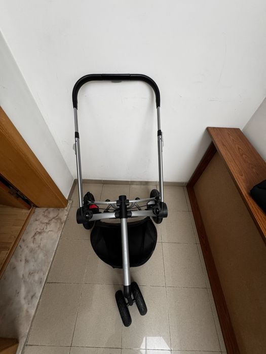 Carinho de bebe Quinny e ovo compativel bebe confort