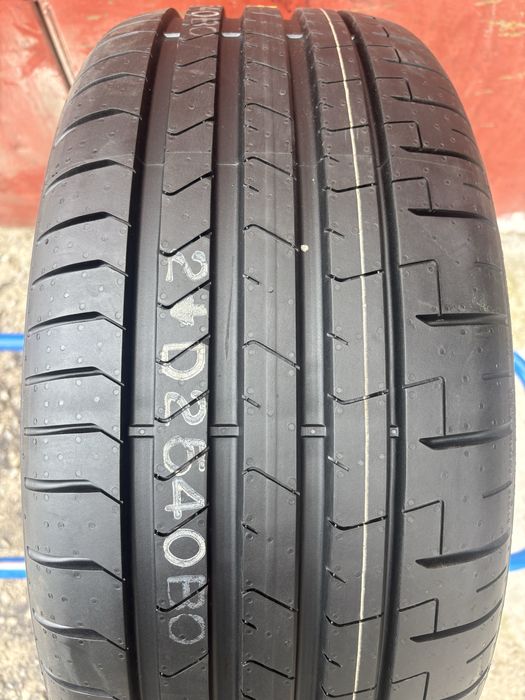 225/40/18 R18 Pirelli P Zero PZ4 літо 1 шт