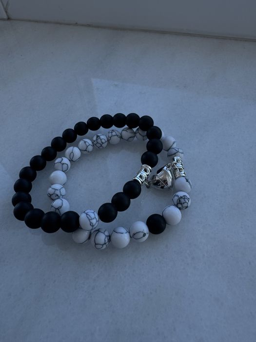 Парні браслети для закоханих, Подарунок на день святого Валентина