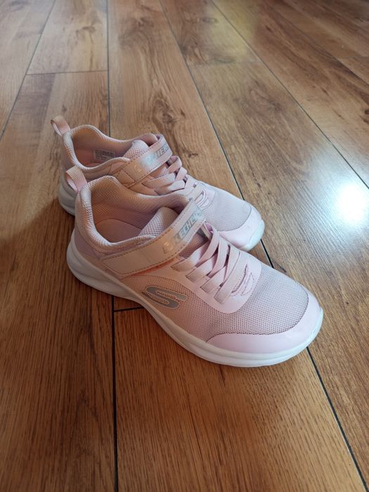 Кросівки sketchers 33,5