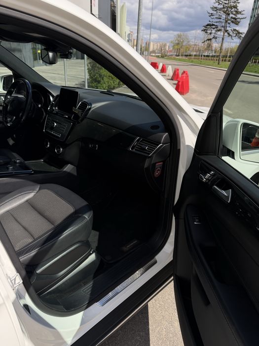 Продам Mercedes-Benz GLE 2017