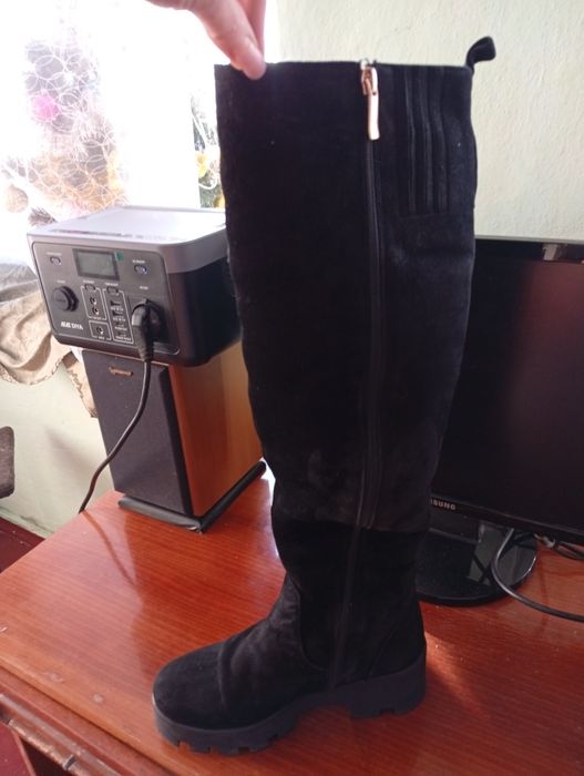 Сапоги  чёрные натуральный