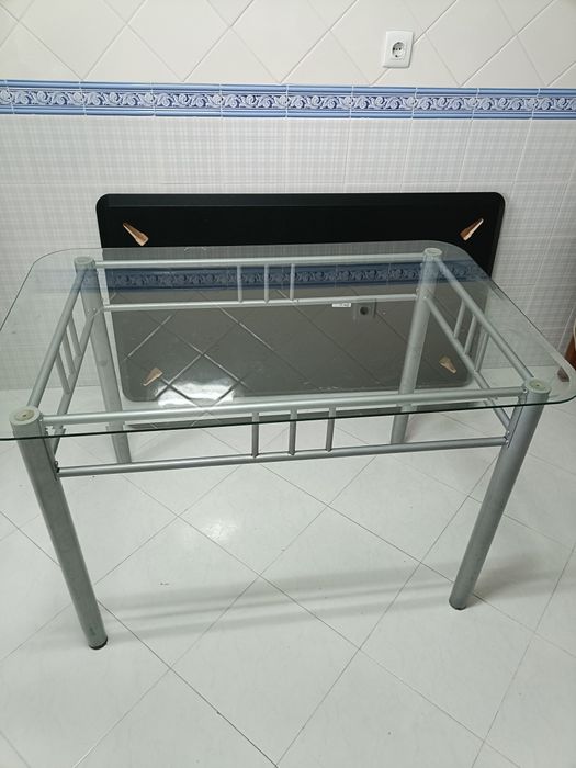 Vendo mesa de vidro