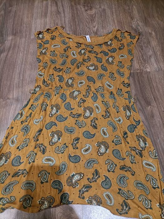 Vestido Springfield praticamente novo