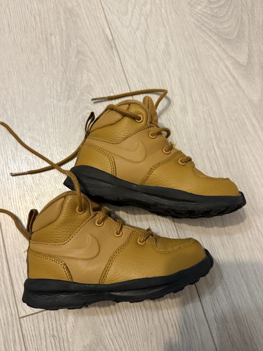Дитячі кросівки Nike, розмір 26
