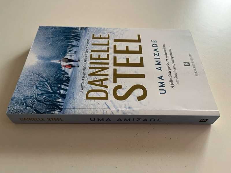 Livro: Uma Amizade de Danielle Steel