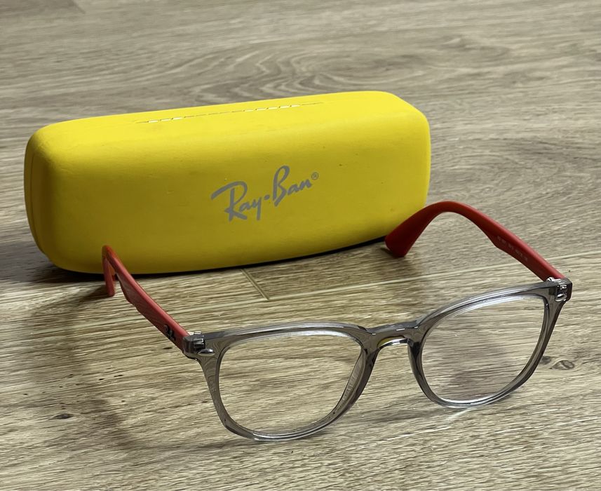 Продам СТИЛЬНІ окуляри для дітей та підлітків RAY-BAN RB 1601
