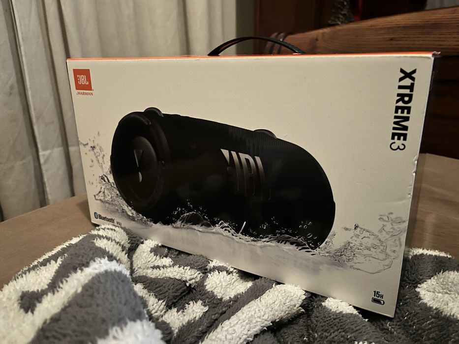 Vende - se JBL XTREME 3
