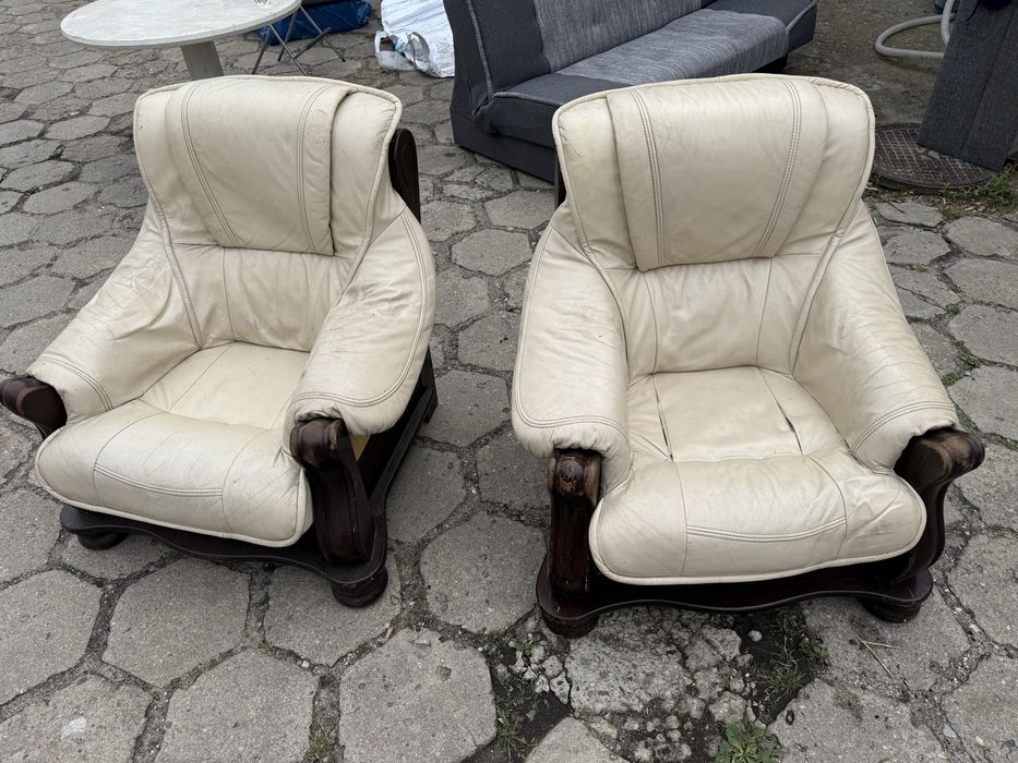 Dwa fotele jednoosobowe skorzanne