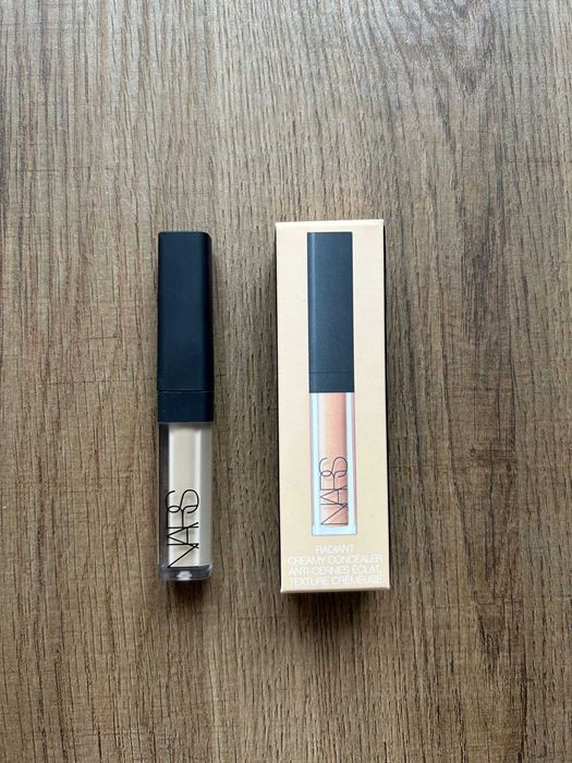 Korektor Nars MINI Radiant Creamy
