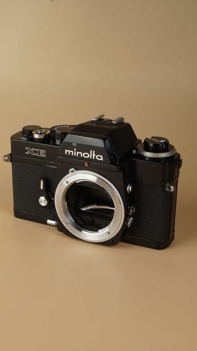 Aparat analogowy Minolta XE black