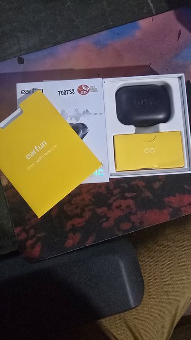 Навушники EarFun Air Pro 4