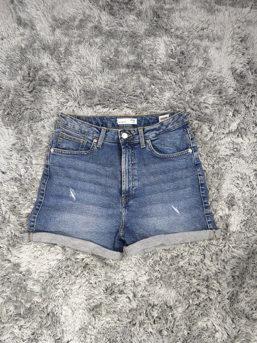 Jeansowe szorty Sinsay Mom Fit z wysokim stanem L