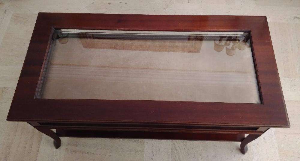 Coffee table with storage64285725490306122