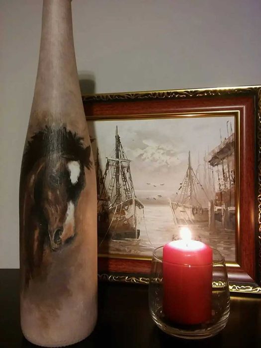 Butelka decoupage z koniem ręcznie zdobiona