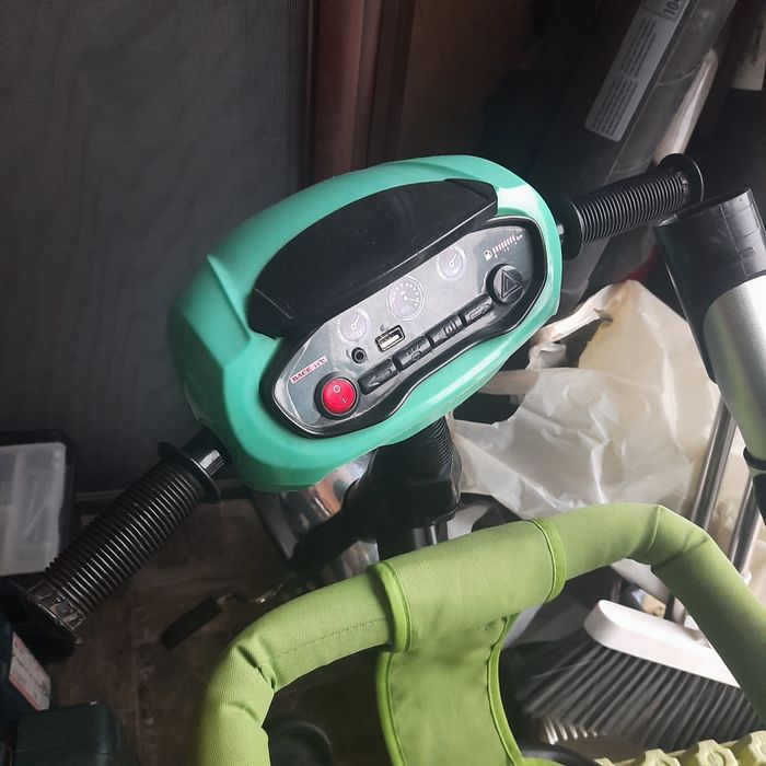 Дитячий велосипед з батьківською ручкою