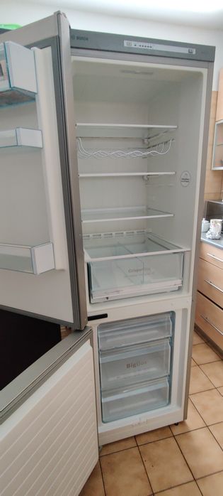 Lodówka BOSCH KGV36VL31E