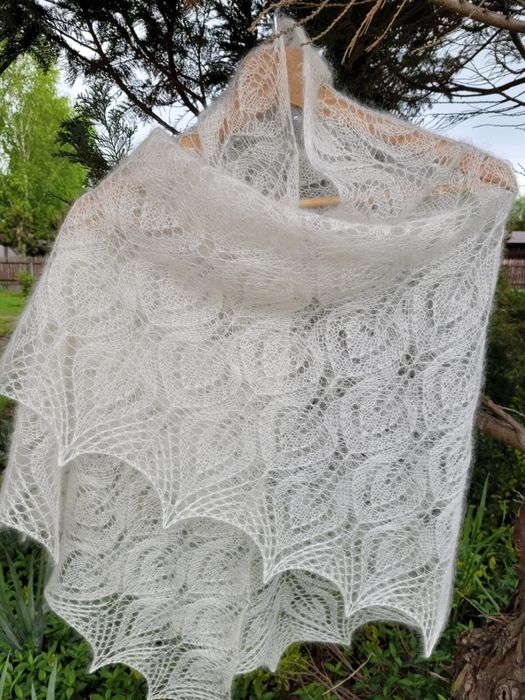 Ażurowa chusta Gail